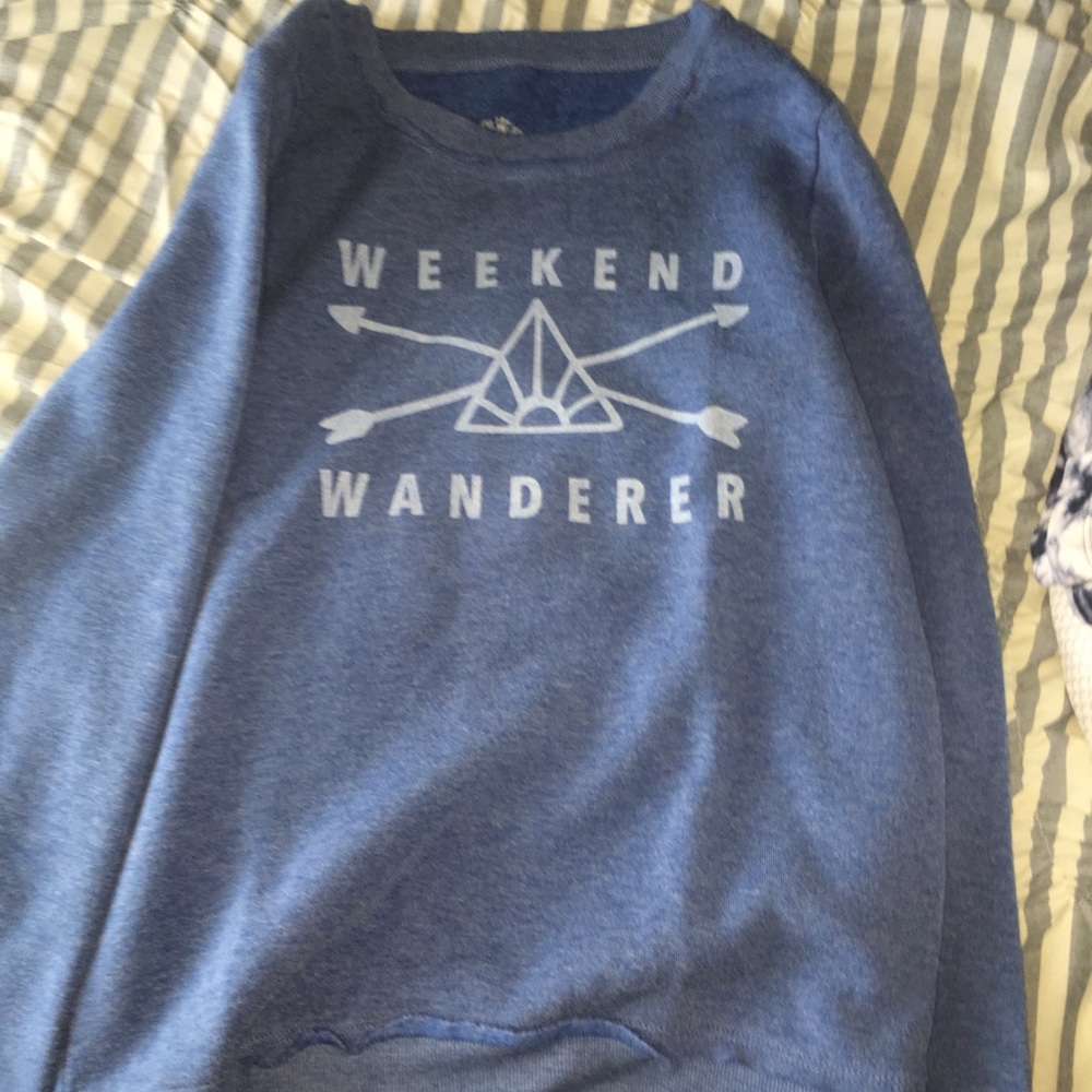 Super soft comfortable sweatshirt from target!!